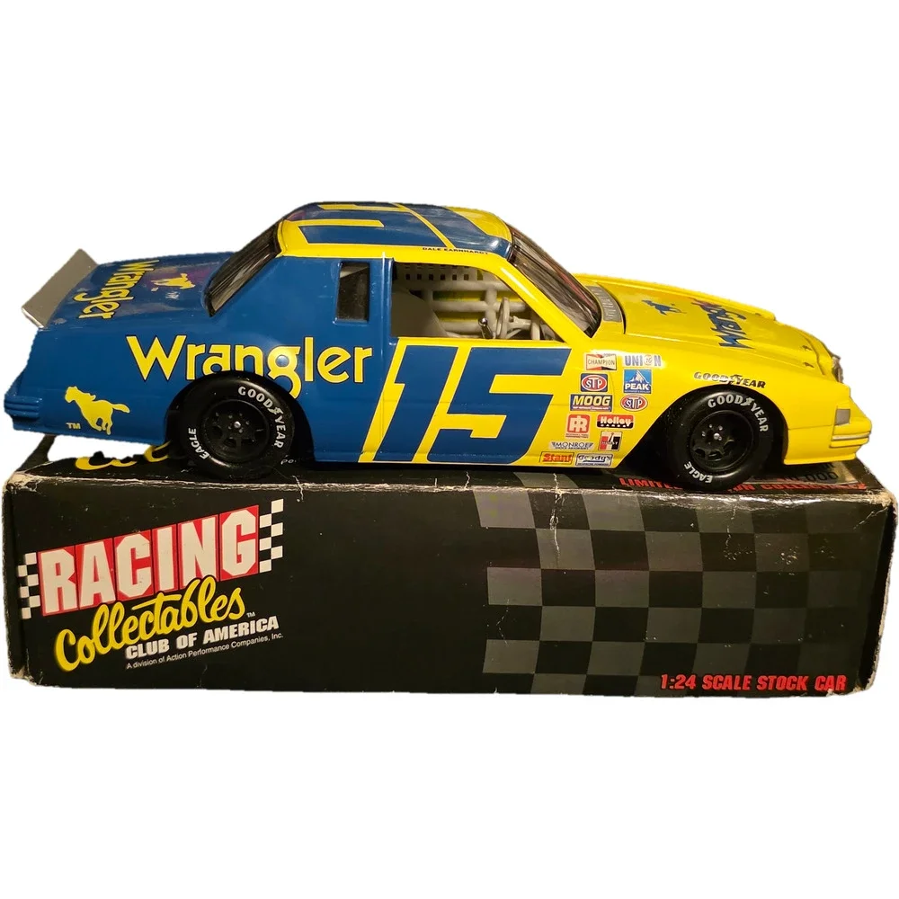 Dale Earnhardt 15 Wrangler RCCA 1:24 Scale Diecast Stock Car 1 of 10,000 Nascar